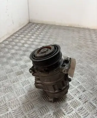 Volkswagen Tiguan Air conditioning (A/C) compressor (pump) 5N0820803F