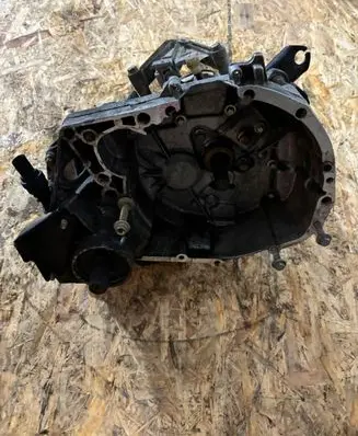 Renault Modus Manual 5 speed gearbox JH3132