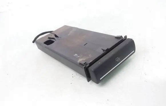 Audi A3 S3 8P Dashboard storage box/compartment 8P0941561G