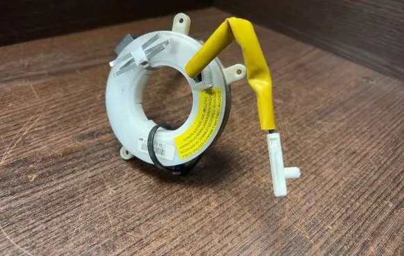 Iveco Daily 3rd gen Airbag slip ring squib (SRS ring) 00400007
