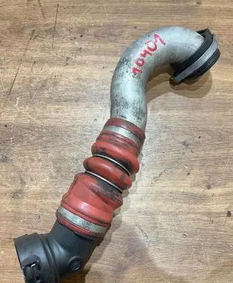BMW 7 E65 E66 Intercooler hose/pipe 7796302 7796301