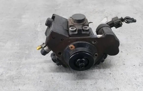Lancia Musa Fuel injection high pressure pump 0055206489
