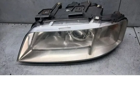 Audi A6 S6 C5 4B Front reflector 