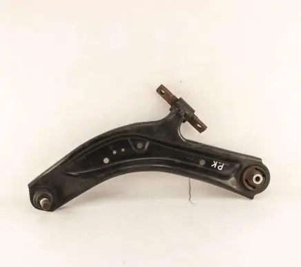 Nissan X-Trail T32 Front lower control arm/wishbone 4107