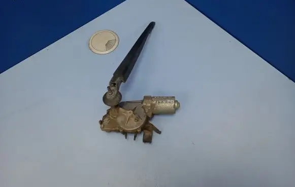 Citroen Berlingo Rear window wiper motor 0390201580