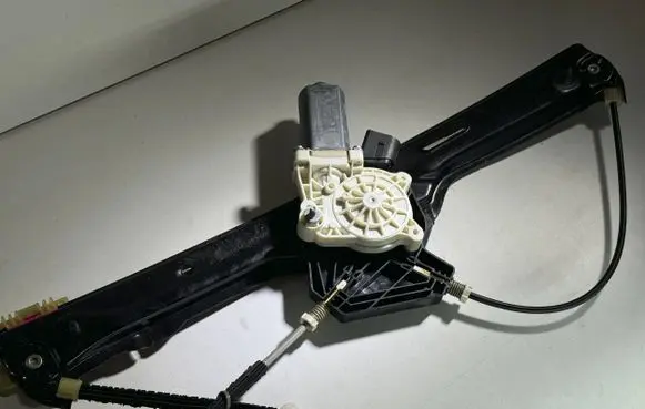 BMW X5 F15 Rear door window regulator with motor 7322747
