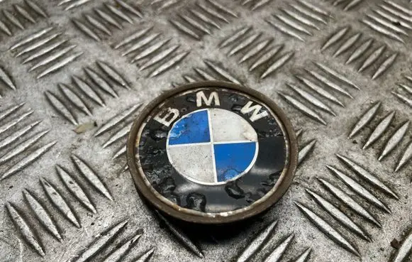 BMW 5 F10 F11 Original wheel cap 6768640