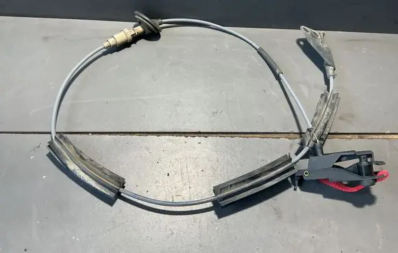 Jaguar XF X250 Hand brake release cable 8X237J167A