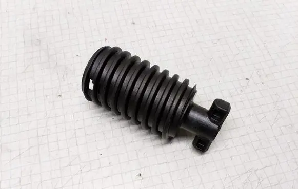 Volkswagen Touran I Spare wheel bolt 