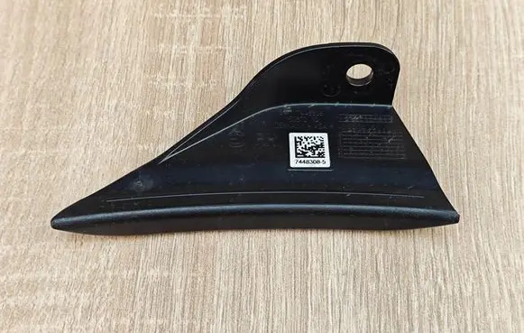 BMW 5 G30 G31 G38 ISOFIX cover 7448308