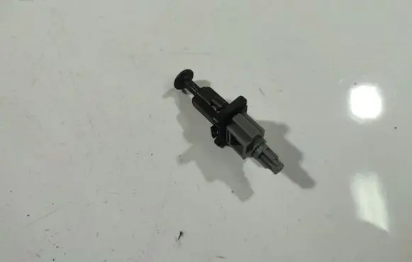 Saab 9-5 Brake pedal sensor switch 