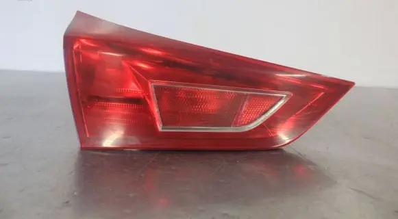 Toyota Auris E180 Rear/tail lights 05170237
