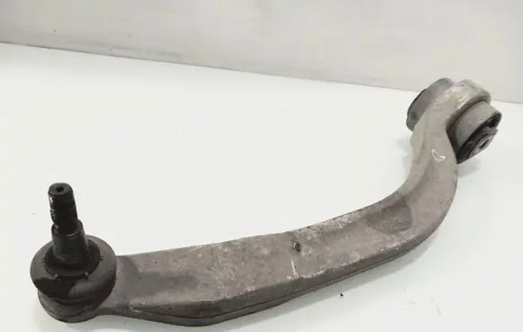 Volkswagen PASSAT B5 Front control arm 4D0407696J