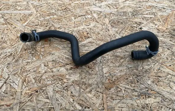 Audi A5 8T 8F Engine coolant pipe/hose