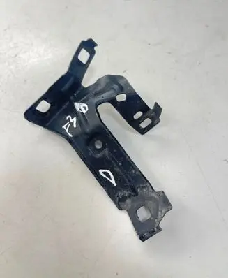 BMW 4 F32 F33 Fender mounting bracket 4710