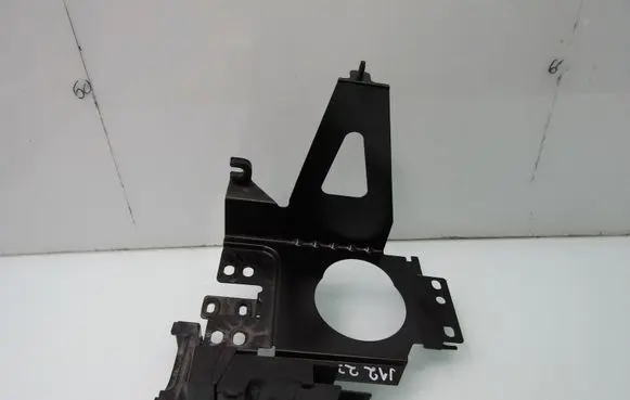 Nissan Qashqai J12 Battery box tray 242706RA3A