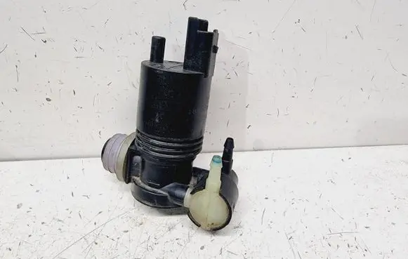 Nissan X-Trail T32 Windscreen/windshield washer pump 289208995B