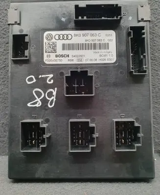 Audi A5 8T 8F Comfort/convenience module 8K0907063C
