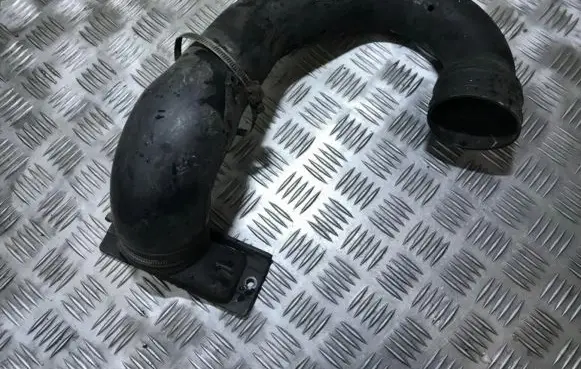 Air intake hose/pipe