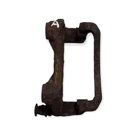 Nissan Patrol Y61 Brake caliper pad carrier rear 