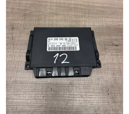 Mercedes-Benz C W203 Parking PDC control unit/module A2095450032 0263004026 033M055M