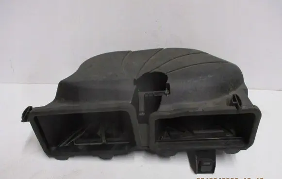 BMW 2 Active Tourer U06 Air intake duct part A2048303303