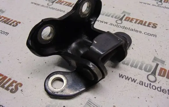 Toyota Corolla Verso AR10 Rear door upper hinge