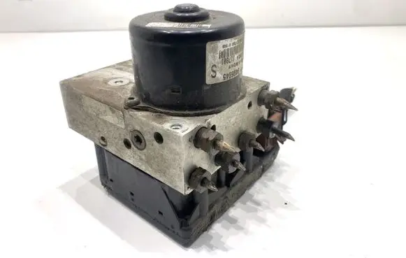 Volvo V70 ABS Pump 9496945