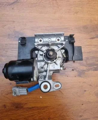 Suzuki Swift I Wiper motor WM02B WM02B-120