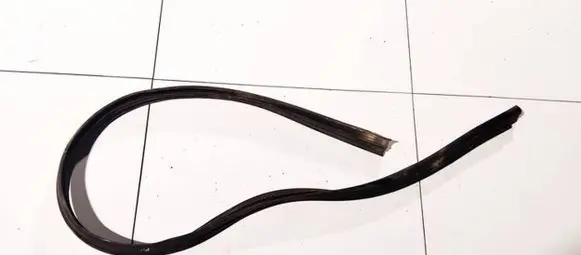 Jeep Cherokee Rubber seal rear door 