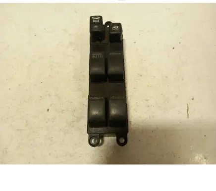 Nissan X-Trail T30 Electric window control switch