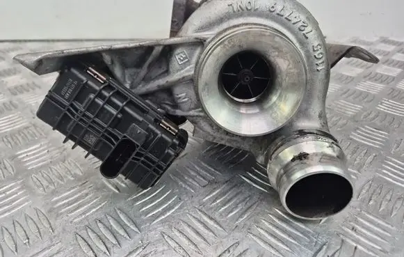 BMW 3 F30 F35 F31 Turbo 851947502C 4933500630 12052101279