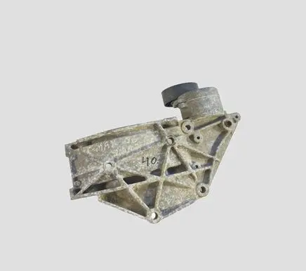 Ford C-MAX I Engine mounting bracket 9650034280