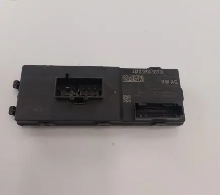 Audi A4 S4 B9 8W Tailgate/trunk control unit/module 4M0959107