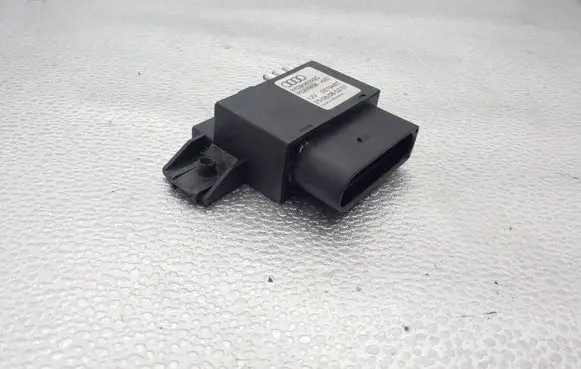 Audi A4 S4 B8 8K Fuel injection pump control unit/module 8K0906093C 0079467
