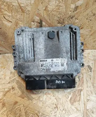 Opel Astra H Engine control unit/module ECU 0281012867 55201792