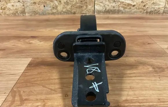 Volvo V70 Tailgate/trunk/boot hinge 31218425A