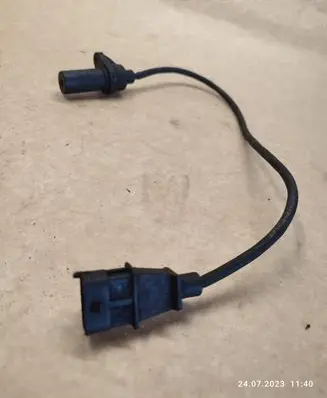Hyundai Santa Fe Crankshaft position sensor 3918027000