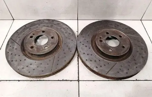 Mercedes-Benz A W176 Front brake disc dust cover plate A1764210212