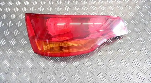 Rear/tail lights