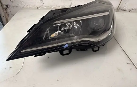 Opel Astra K Headlight/headlamp 39047200 662588537 6519700000000X
