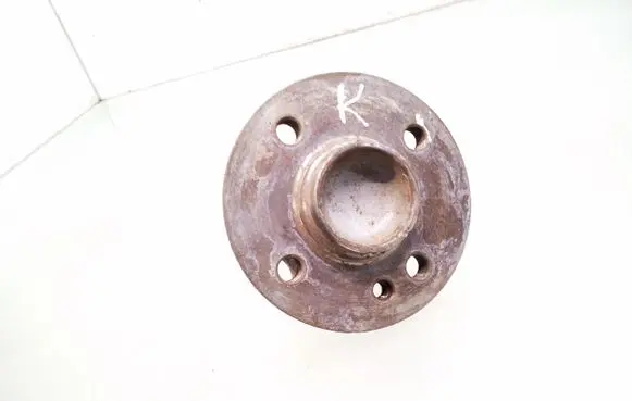 Mini One - Cooper Coupe R56 Rear wheel hub