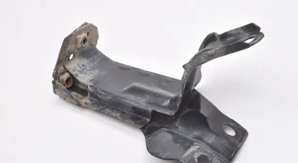 Volvo S60 Radiator mount bracket 31261931