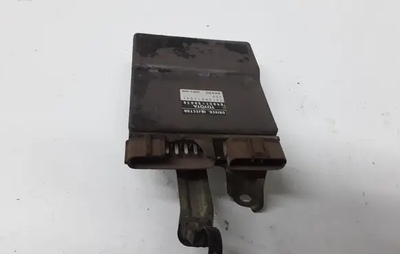 Toyota Avensis Verso Fuel injection control unit/module 8987120030 1310001041