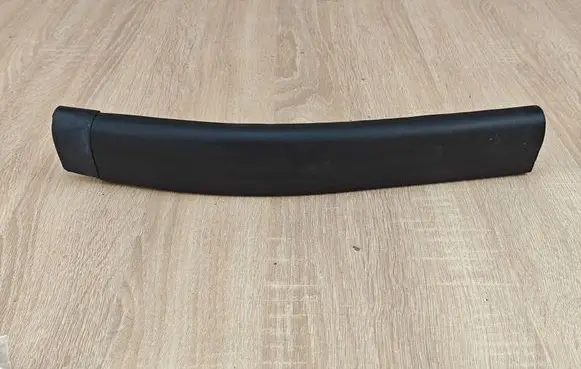 BMW X6 G06 Engine compartment rubber 7425427