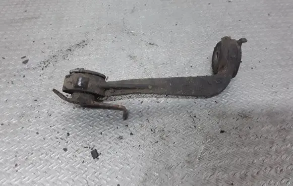 Opel Vivaro Front control arm