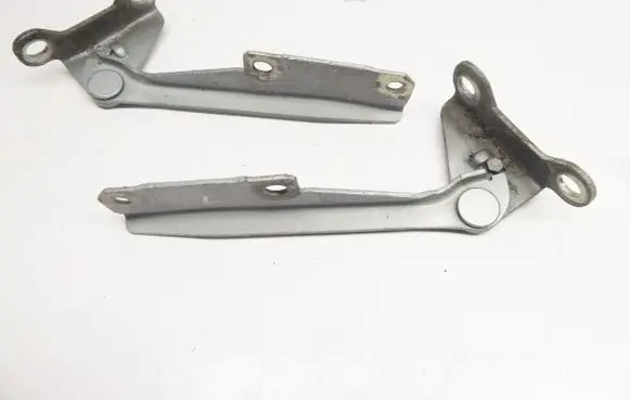 Mitsubishi Space Star Engine bonnet/hood hinges