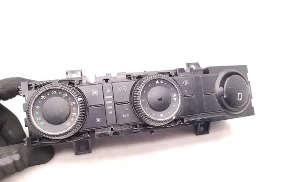 Mercedes-Benz Sprinter W906 Climate control unit A9068302885 5HB00901234 C9943007