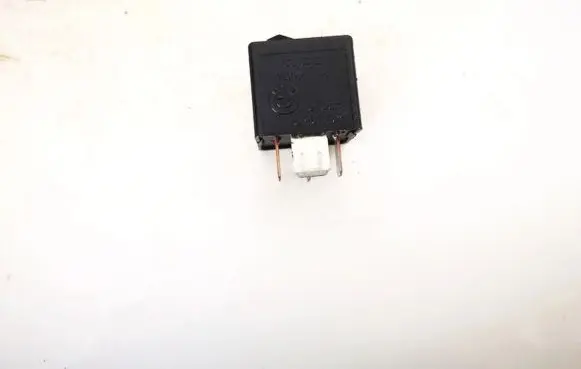 BMW 5 E60 E61 Other relay 61366901469 v23136-j6-x48