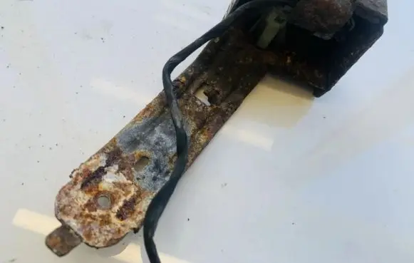 Renault Laguna III Brake pedal sensor switch